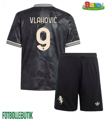 Juventus Dusan Vlahovic #9 Tredjeställ Barn 2025-26 Kortärmad (+ Korta byxor)